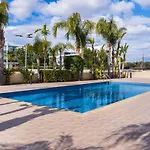 Apartment 2br With Amazing View And Pool In