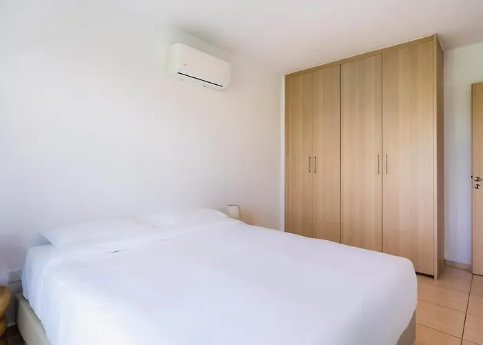 2br With Amazing View And Pool In Apartmán *