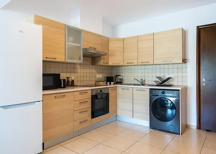 2br With Amazing View And Pool In