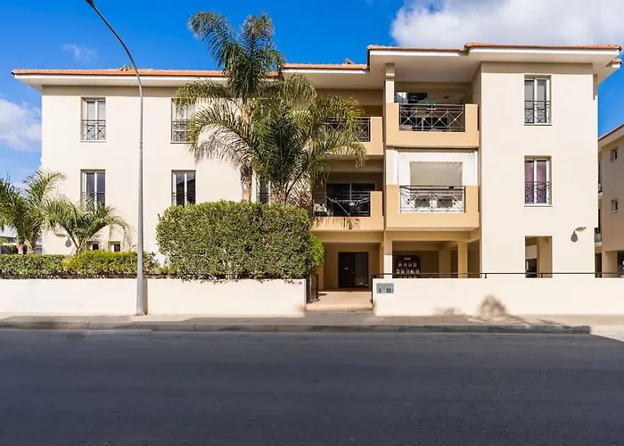 2br With Amazing View And Pool In *